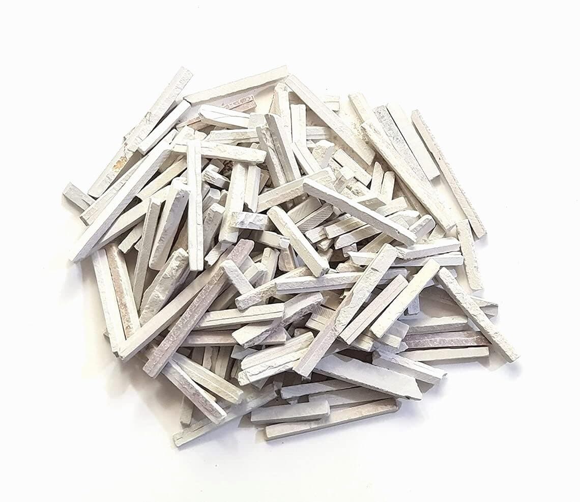 SSKR Natural White Crunchy Slate Pencils Tukda/Crumbs - 250 Grams