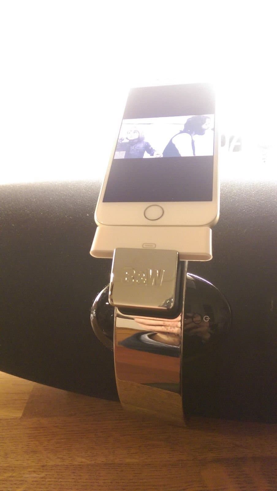 Lightning to 30 pin adapter for B&W Zeppelin Mini speaker dock Iphone 6 6s