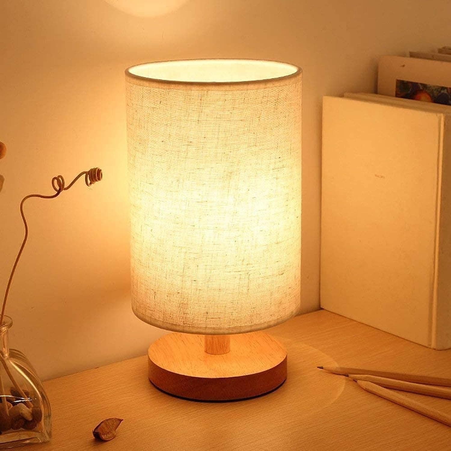 Bedside Table Lamp with Cover and LED Bulb, Light Temperature: 3000 K,Light Output: 600LM,E27 Premium Modern Style Desk Lamp for Premium Dining Room Bedroom Living Room Study Room Dorm