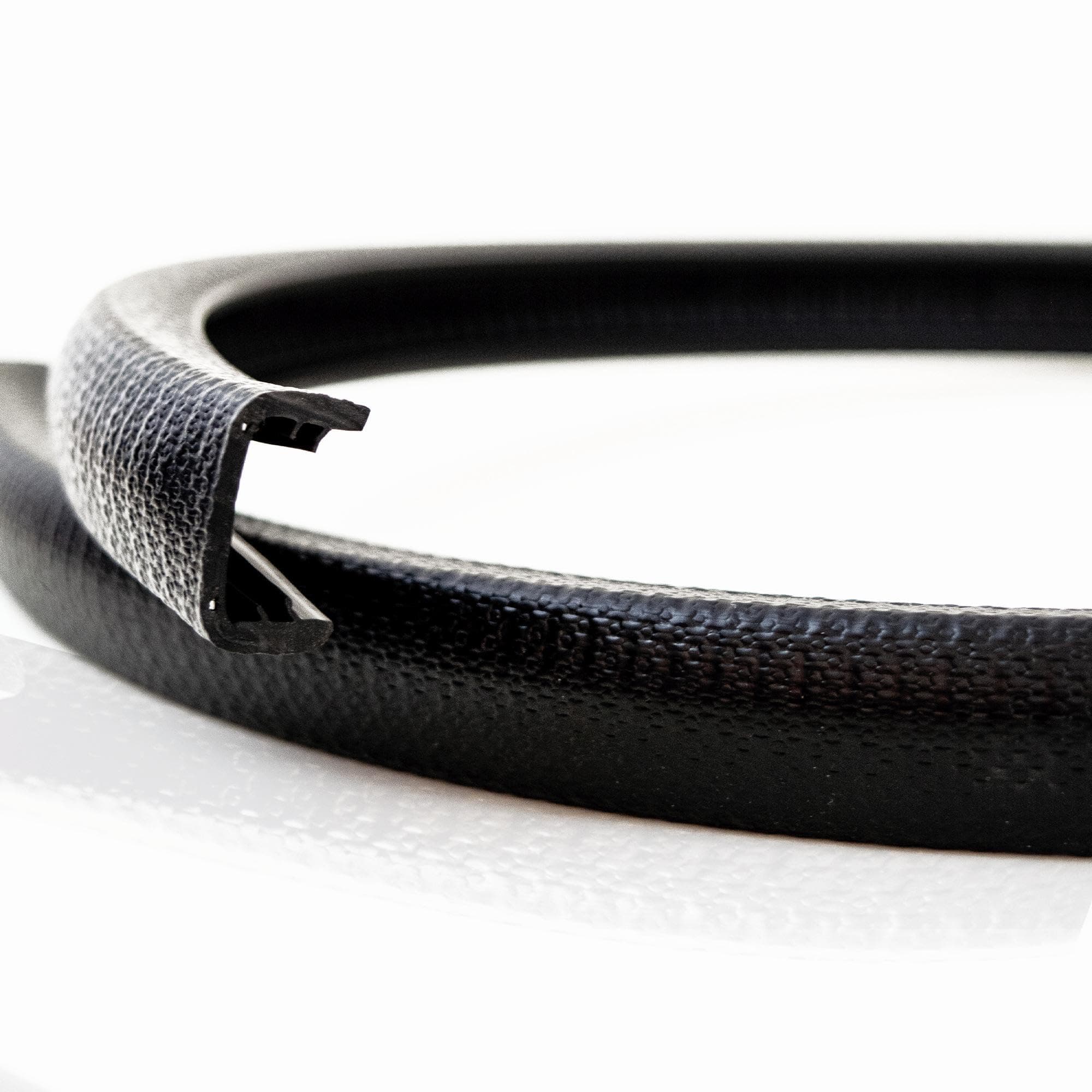 EUTRASKantenschutz 1224 EUTRAS KS1351 Edge Protector Profile Piping – Clamping Range 13 – 16 mm – Black – 5 m