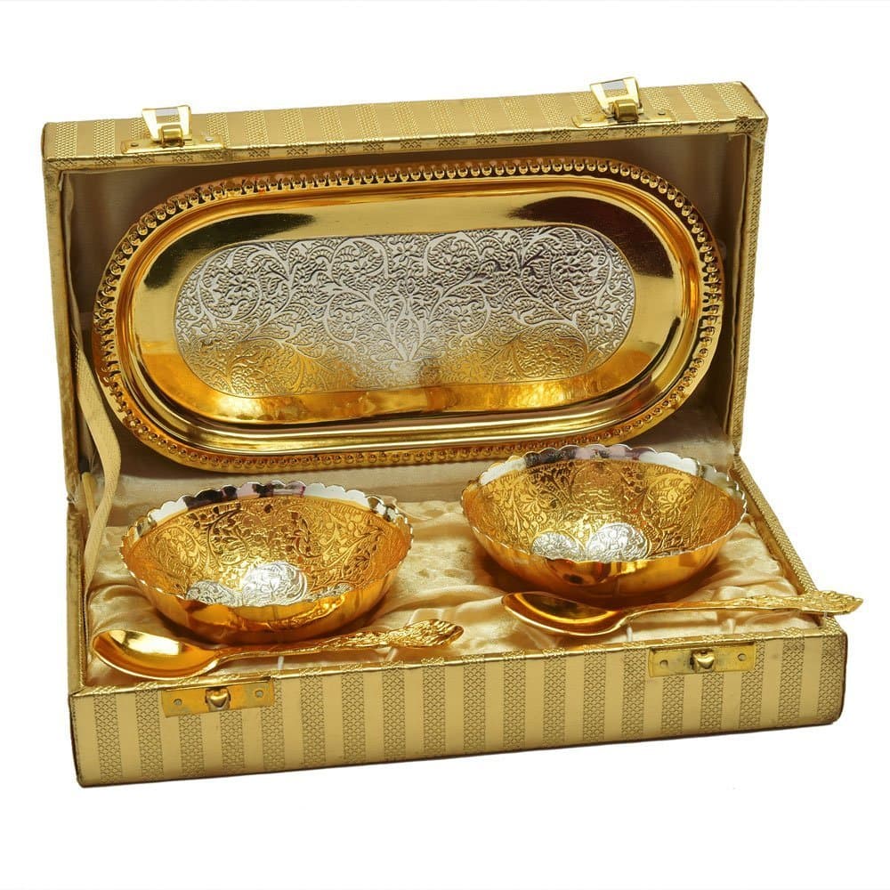 Odna Bichona Brass Bowl & Spoon with Tray, 0.2 Liter, 5 Piece, Gold & Silver, OBSG0079
