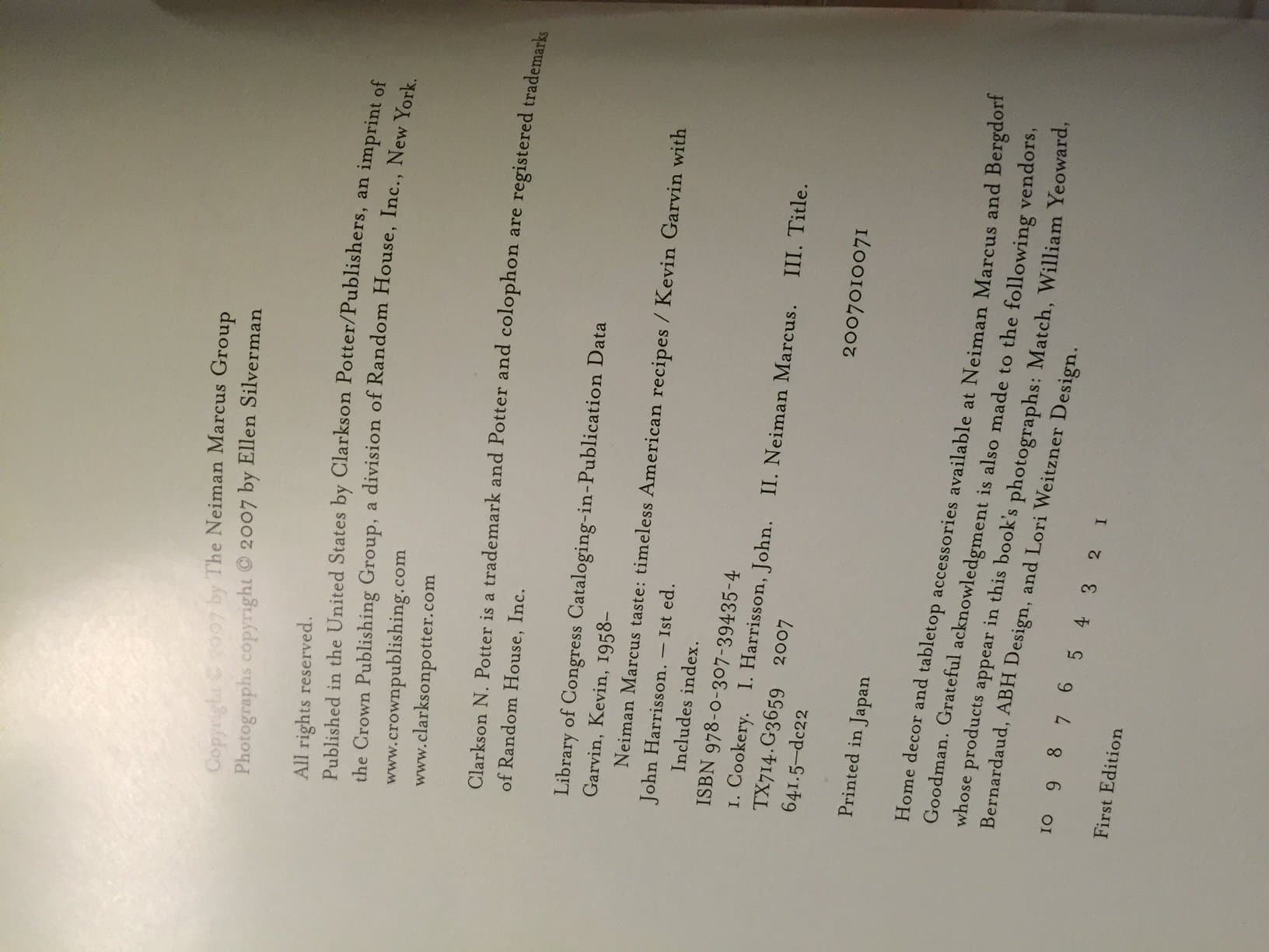 Neiman Marcus Taste: Timeless American Recipes Hardcover – 9 Oct. 2007