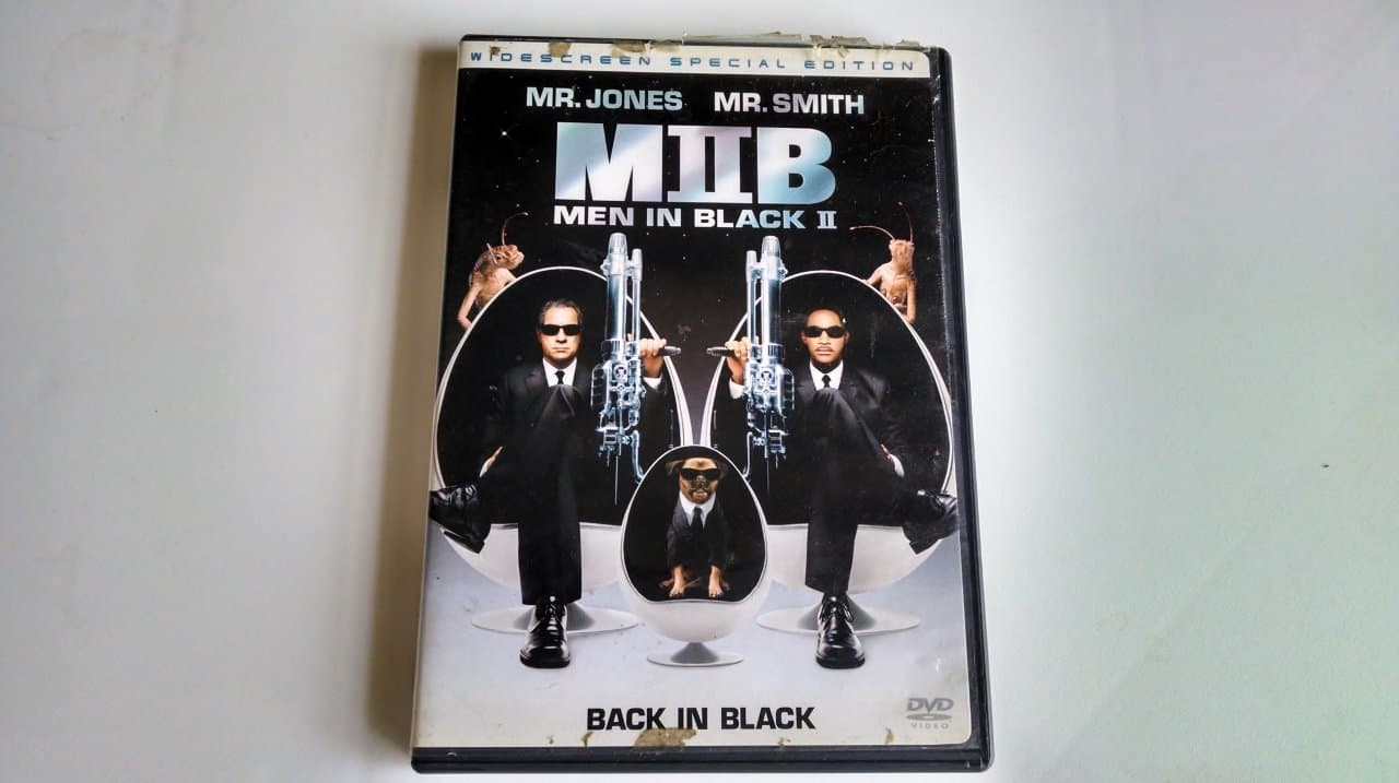 - Men in Black II (Special Edition, Widescreen, 2 discs)