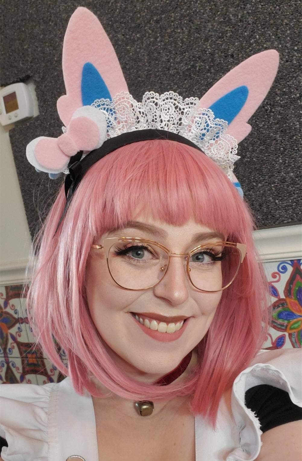 Bopocoko Short Pink Wigs for Women, 12'' Pink Bob Hair Wig with Bangs, Natural Fashion Synthetic Full Wig, Cute Colored Wigs for Daily Party Cosplay Halloween BU151PK