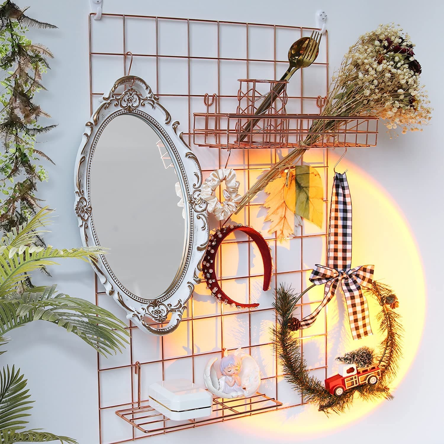 BULYZER Grid Wire Wall Panel Board,Picture Decoration for Room Clip Photo Holder Photograph Mat Hanging Art Display Frames Desk Storage Organizer,25.6'' x 17.7‘’Rose Gold(2Pack)